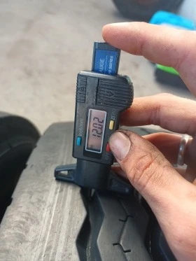 Гуми Всесезонни 265/70R19.5, снимка 6