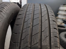 Гуми Летни 215/60R16, снимка 1 - Гуми и джанти - 44972152