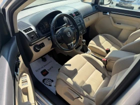 VW Touran 2.0/140кс Панорама, Кожа, Ксенон, Лед фарове, Нави, снимка 9