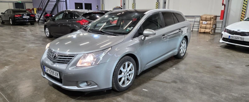 Toyota Avensis 2.2 D4D , снимка 1 - Автомобили и джипове - 47860454