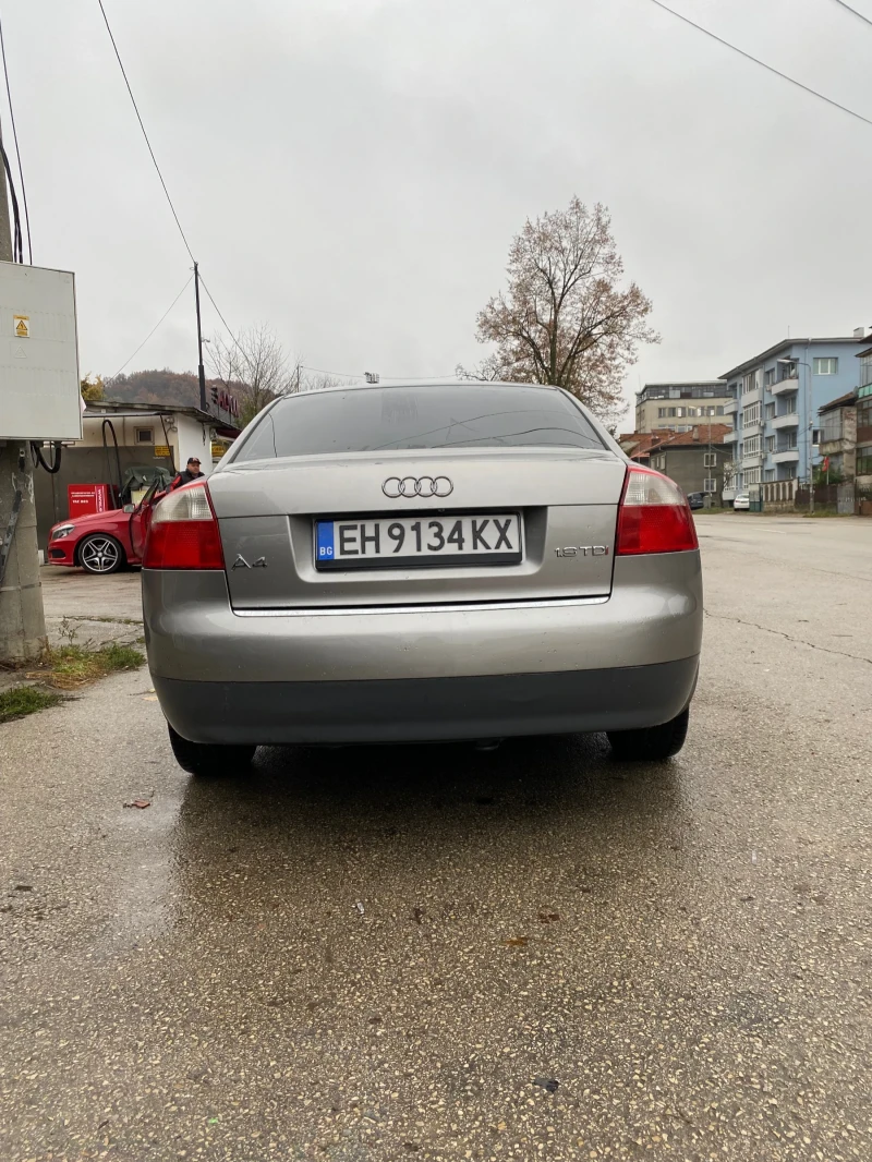 Audi A4, снимка 4 - Автомобили и джипове - 47976411