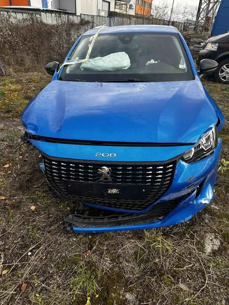 Peugeot 208, снимка 2 - Автомобили и джипове - 48620240