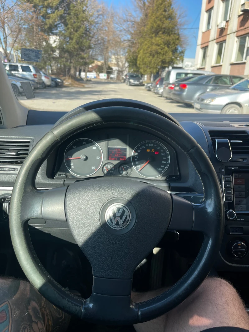 VW Golf V NAVI 4x4 CLIMATRONIC, снимка 6 - Автомобили и джипове - 49275453