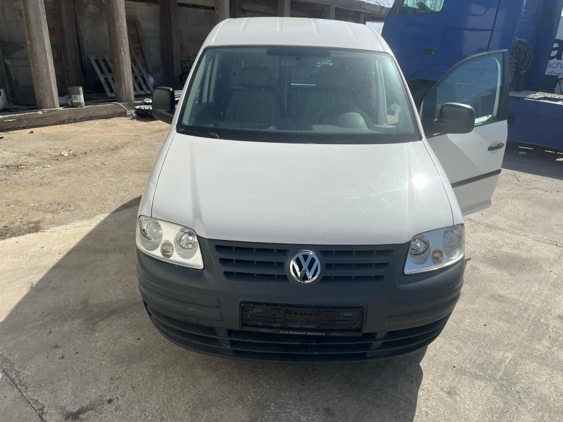 VW Caddy 1, 9 ТДИ, снимка 8 - Автомобили и джипове - 49520735