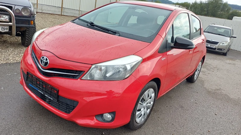Toyota Yaris 1.4D4D EURO 5B, снимка 9 - Автомобили и джипове - 51426635
