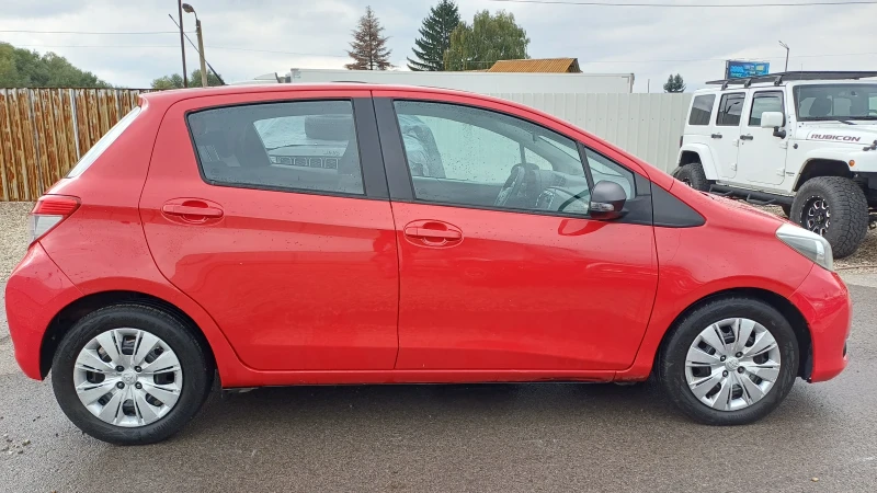 Toyota Yaris 1.4D4D EURO 5B, снимка 7 - Автомобили и джипове - 51426635