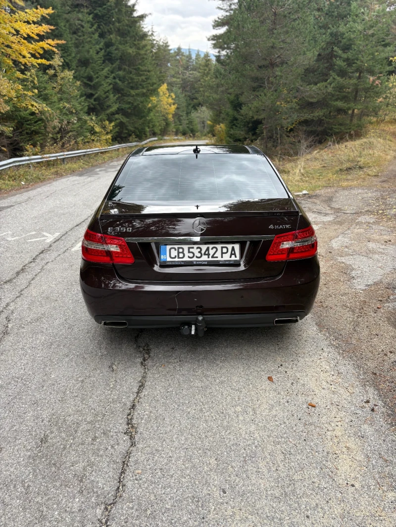 Mercedes-Benz E 350 4 Matic, снимка 2 - Автомобили и джипове - 52495153