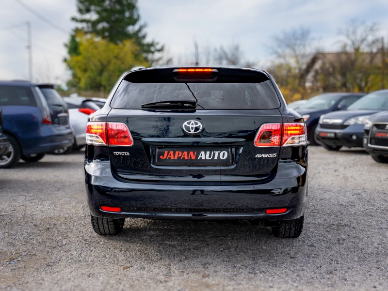 Toyota Avensis 1.8 VVT-i | С ГАРАНЦИЯ | КАМЕРА | НАВИ | ТОП!!!, снимка 4 - Автомобили и джипове - 52391459