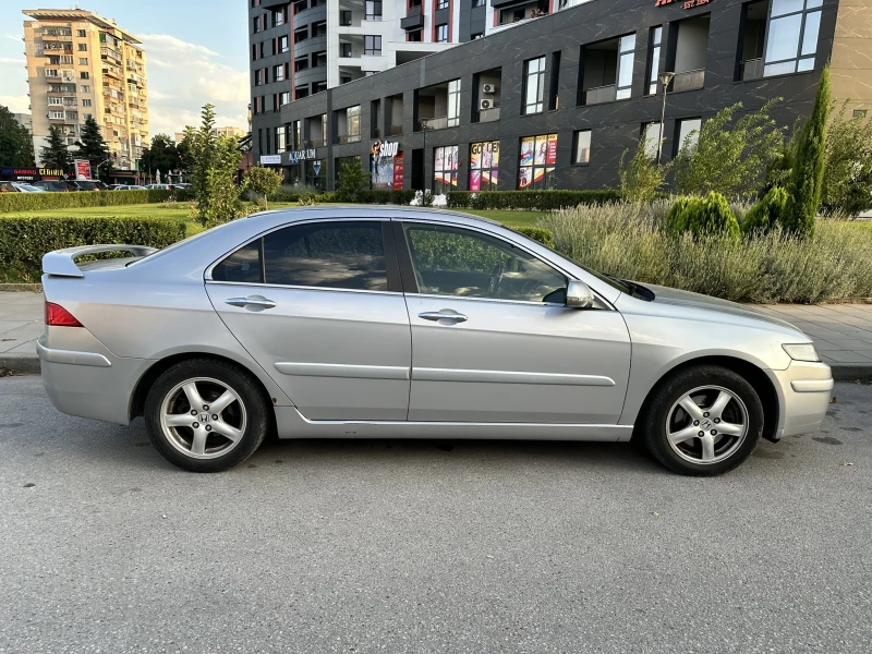 Honda Accord 2.0i-VTEC, снимка 5 - Автомобили и джипове - 53160446