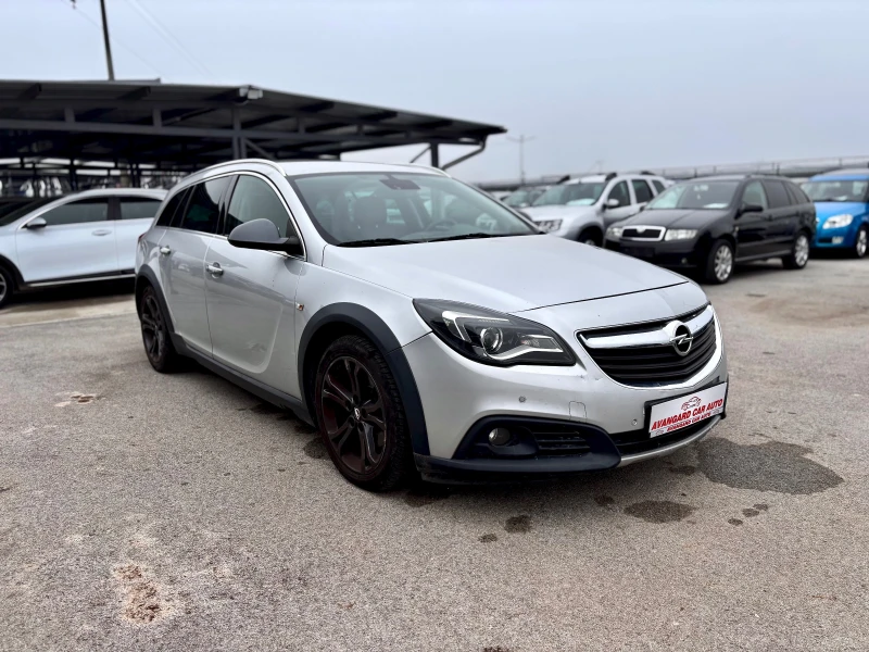 Opel Insignia, снимка 2 - Автомобили и джипове - 53342208