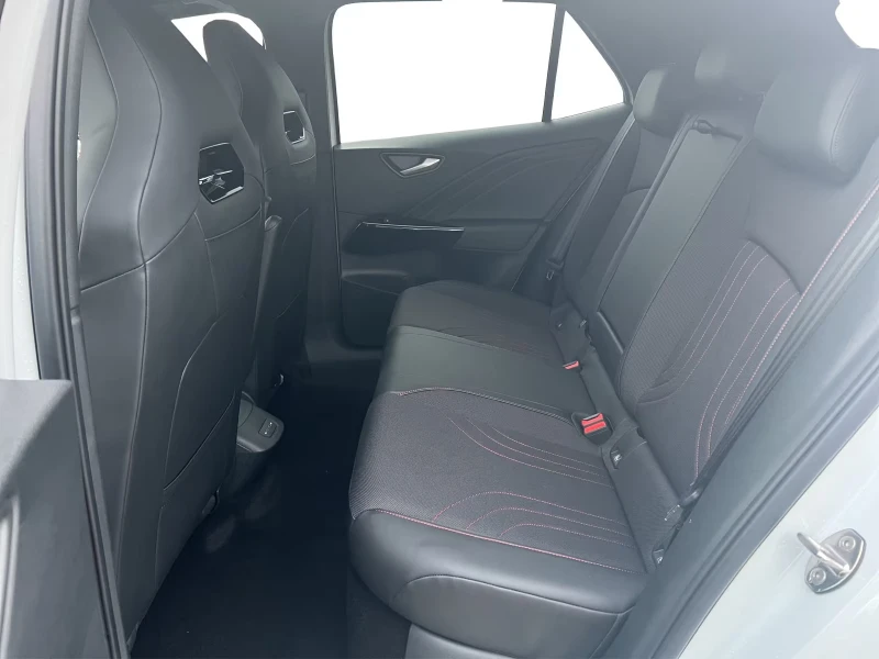 VW ID.3 GTX/286HP/MATRIX/CAM/NAVI/CPLAY/788g, снимка 15 - Автомобили и джипове - 53498353