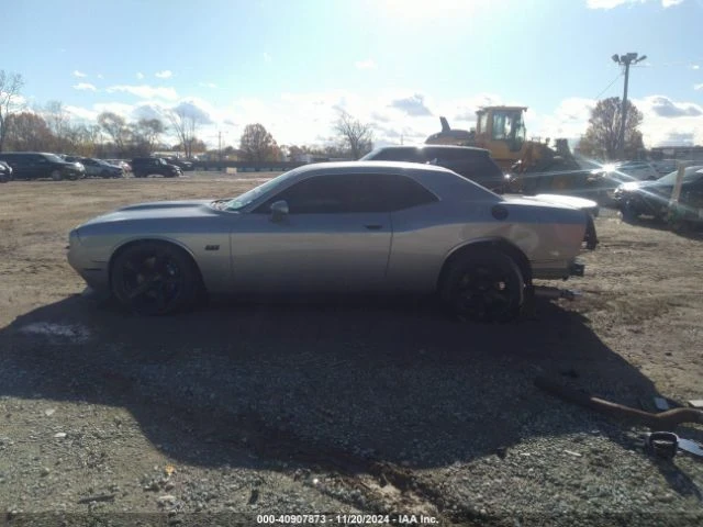 Dodge Challenger SRT 392, снимка 14 - Автомобили и джипове - 48785632