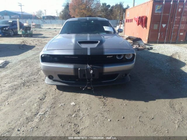 Dodge Challenger SRT 392, снимка 12 - Автомобили и джипове - 48785632