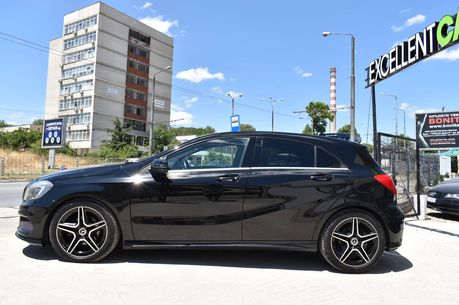 Mercedes-Benz A 200 AMG-LINE* FULL-LED - изображение 2