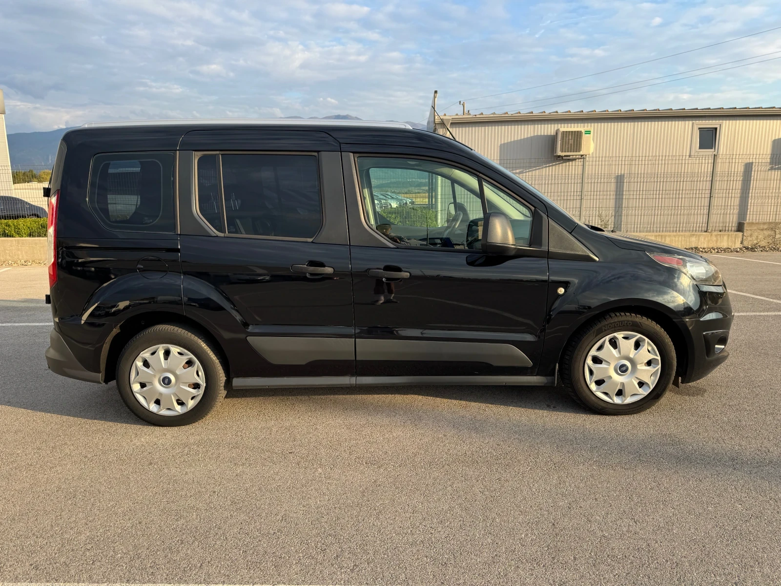 Ford Connect 1.5 D - 5 MESTEN/ TOVARNO | Mobile.bg   4