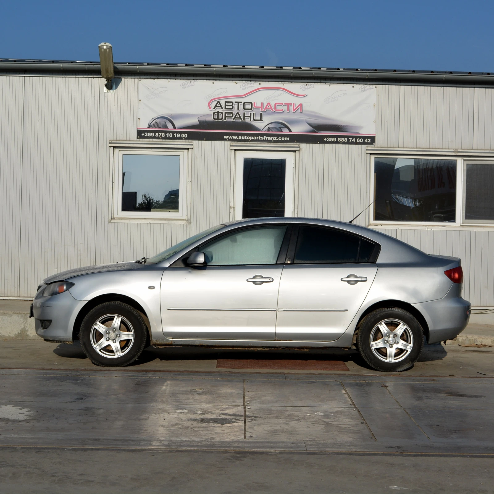 Mazda 3 1.6 i | Mobile.bg — изображение 2