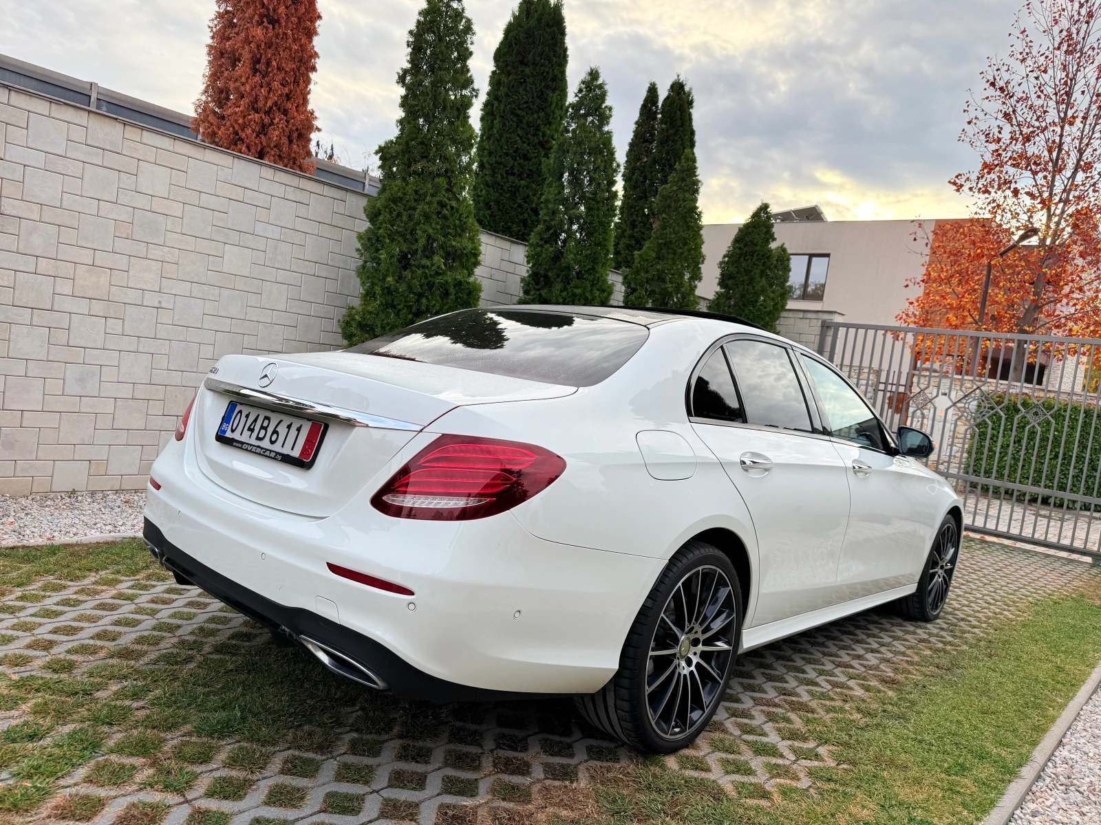 Mercedes-Benz E 350 d AMG* PANORAMA* DISTRONIC | Mobile.bg   4