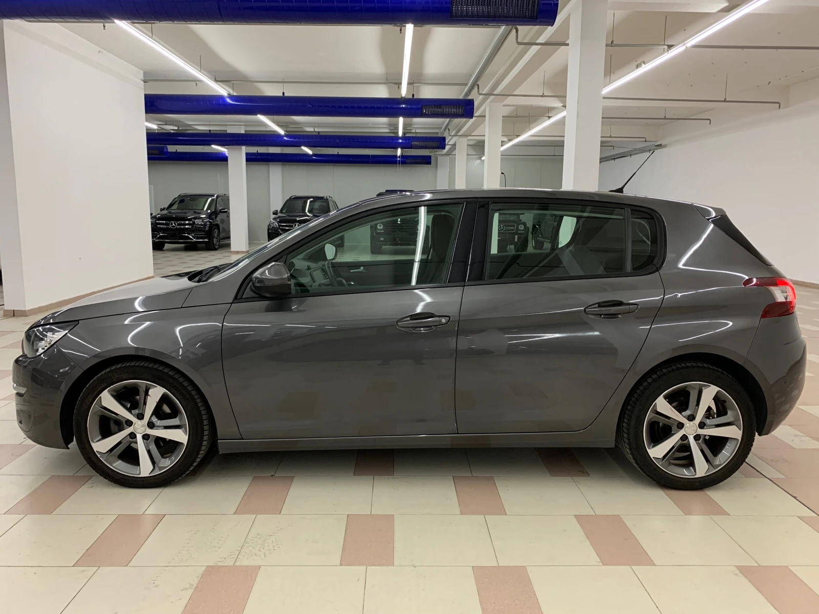 Peugeot 308 1.6blueHDI #NAVIGACIA#PARKTRONIK#AVTOPILOT# - изображение 7