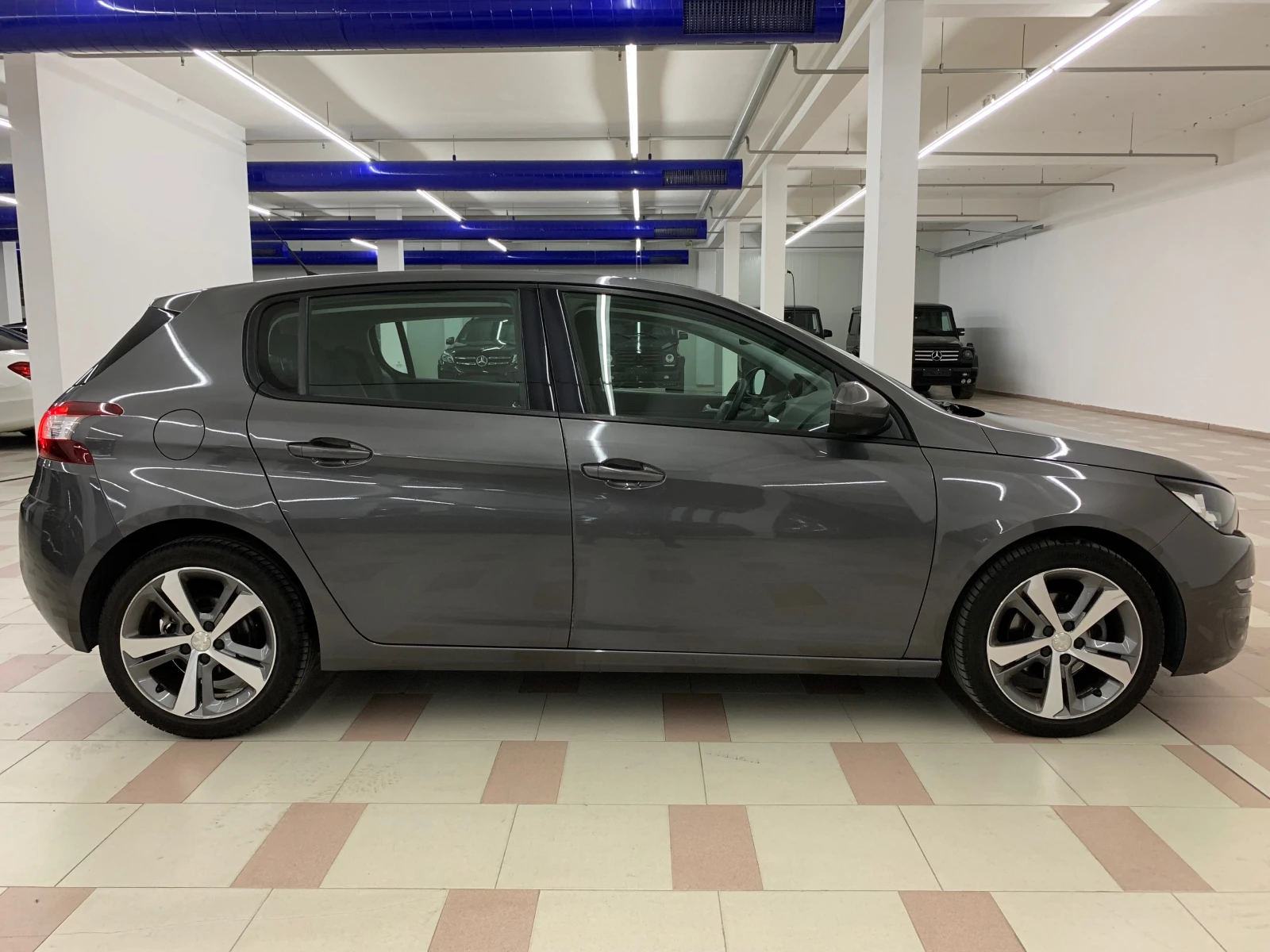 Peugeot 308 1.6blueHDI #NAVIGACIA#PARKTRONIK#AVTOPILOT# - изображение 8