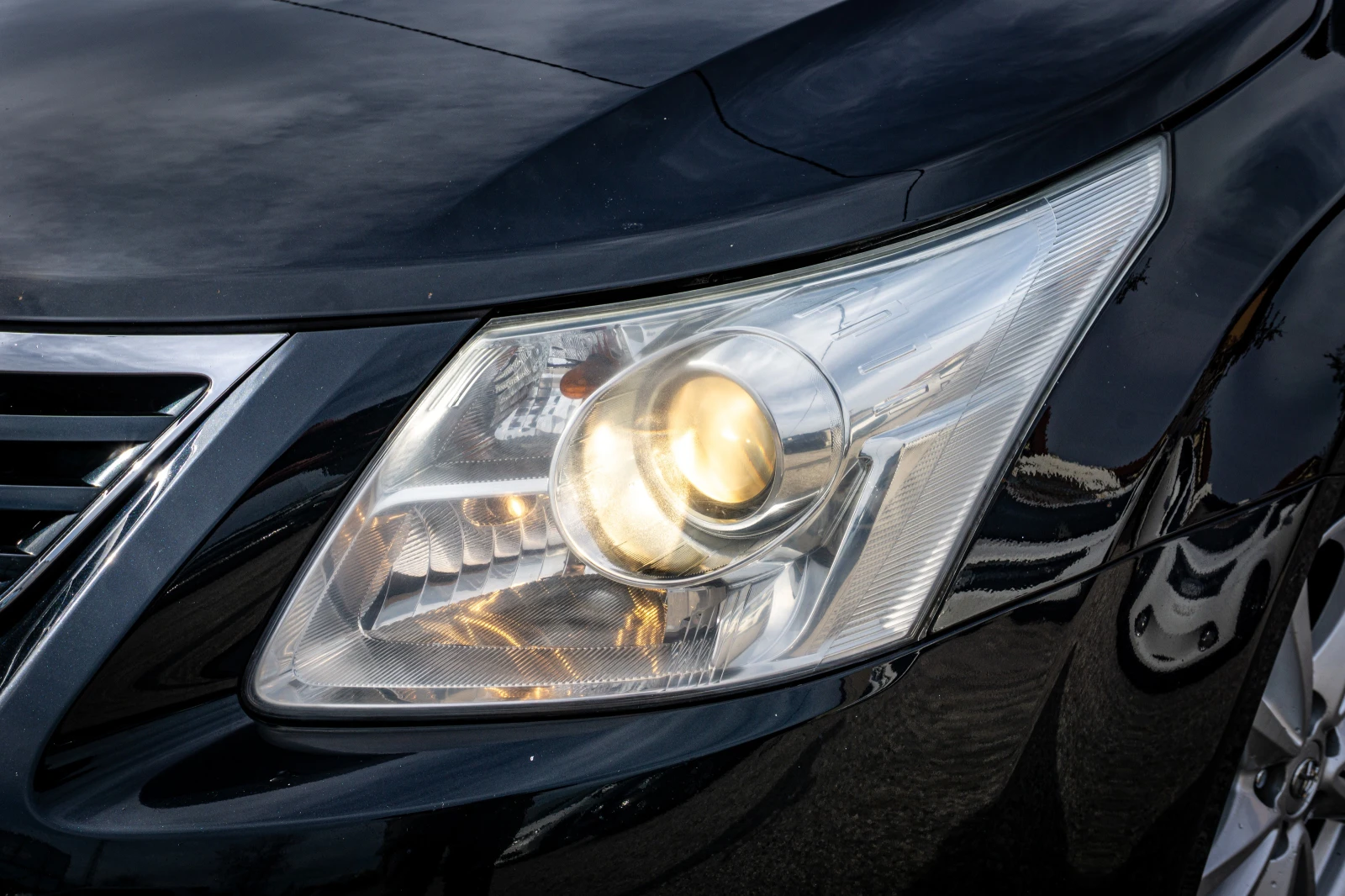 Toyota Avensis 1.8 VVT-i |   |  |  | !!! | Mobile.bg   7