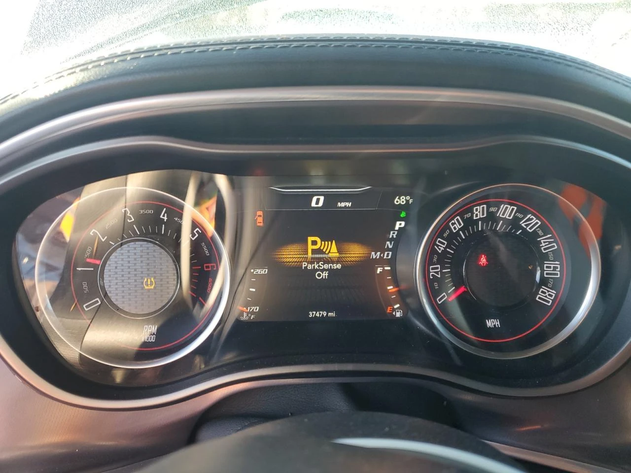 Dodge Challenger R/T Scatpack - изображение 10