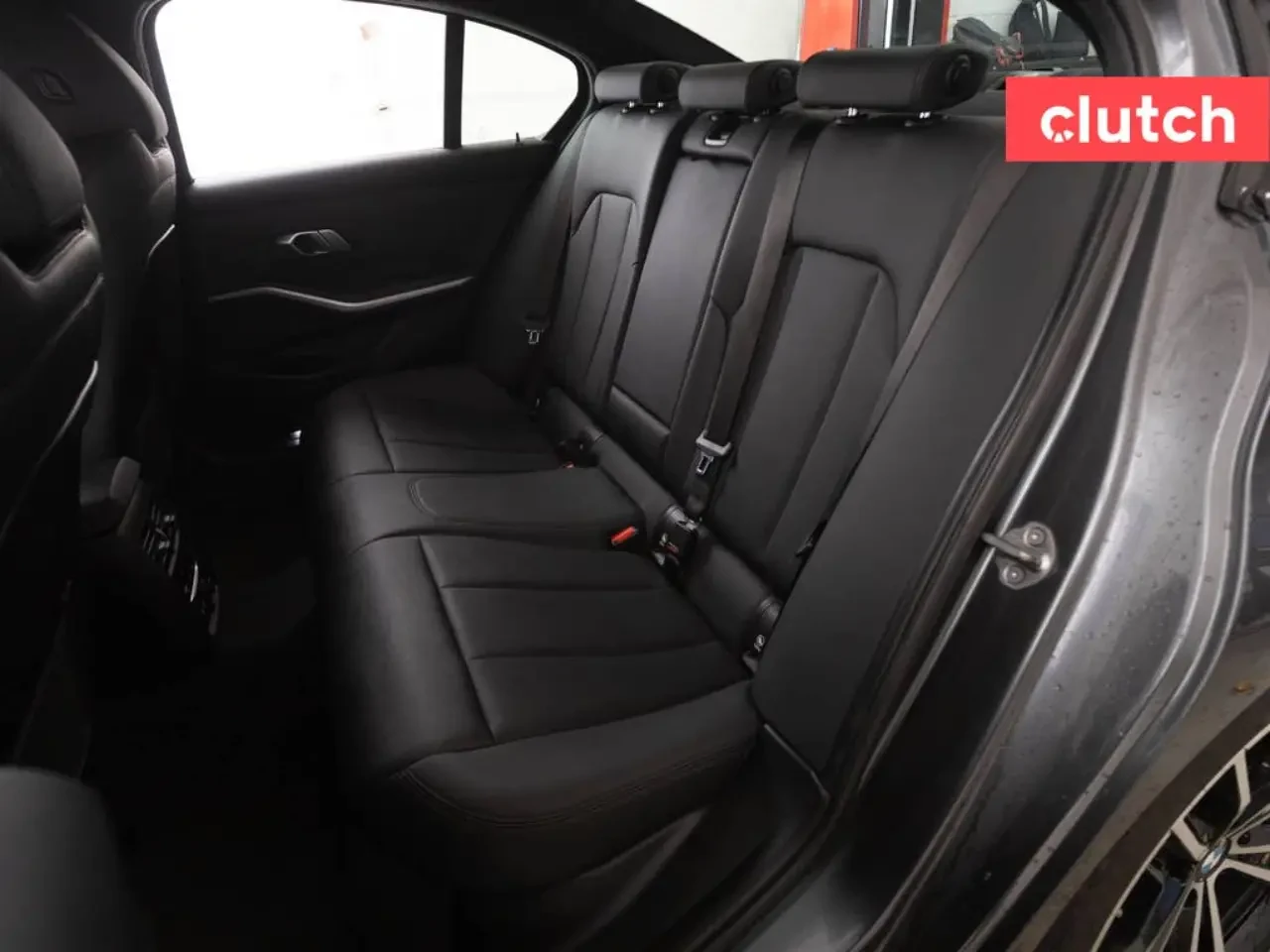 BMW 330 M-PKG* Apple CarPlay* xDrive* Rear View*  - изображение 10