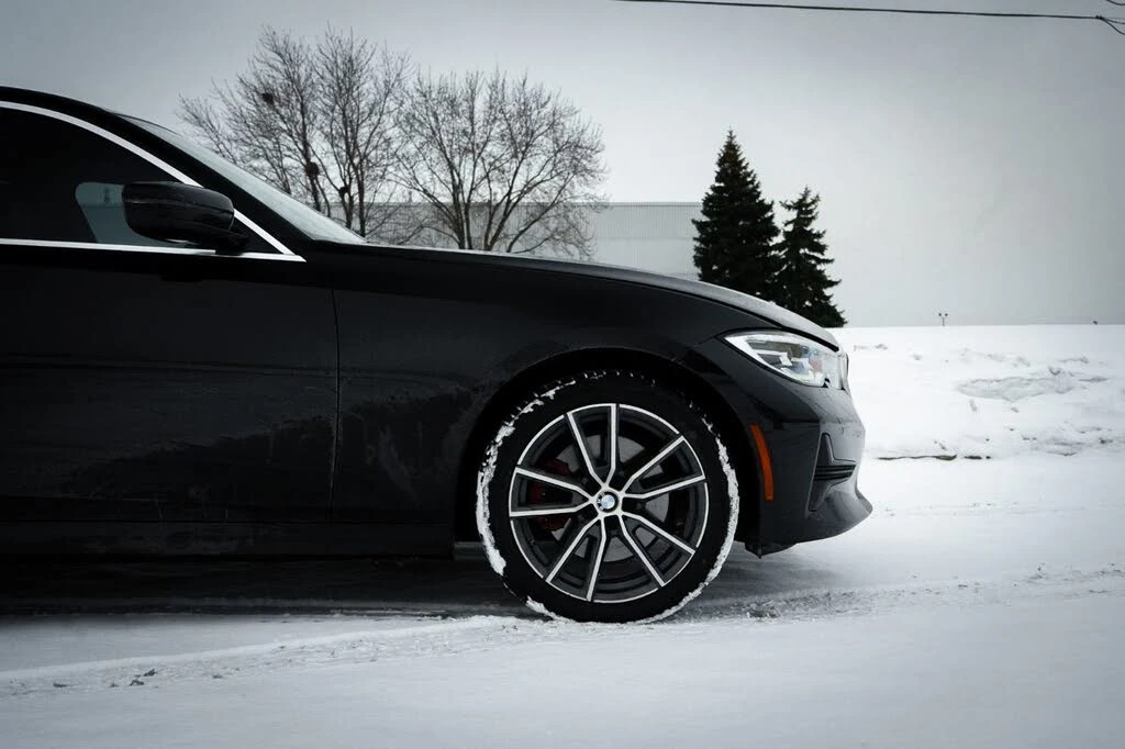 BMW 330 i* XDRIVE* ШИБИДАХ* ПОДГРЕВ* КАМЕРА* CARPLAY - изображение 5