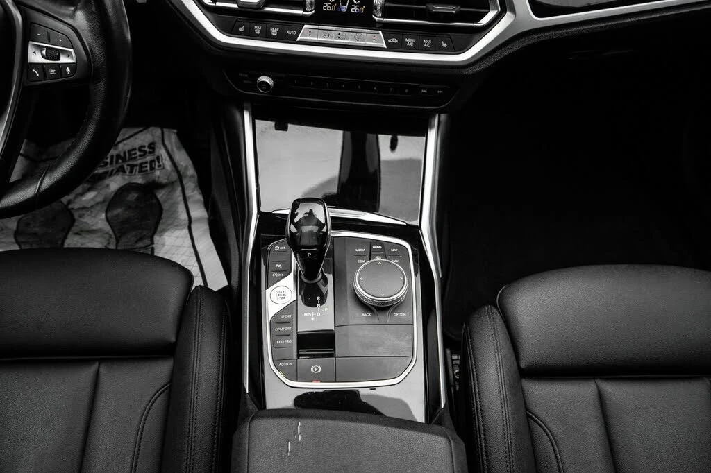 BMW 330 i* XDRIVE* �������* �������* ������* CARPLAY | Mobile.bg � ����������� 13