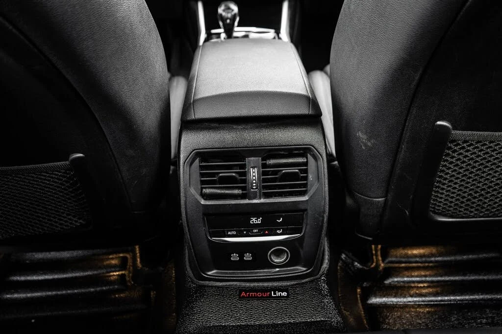 BMW 330 i* XDRIVE* �������* �������* ������* CARPLAY | Mobile.bg � ����������� 15