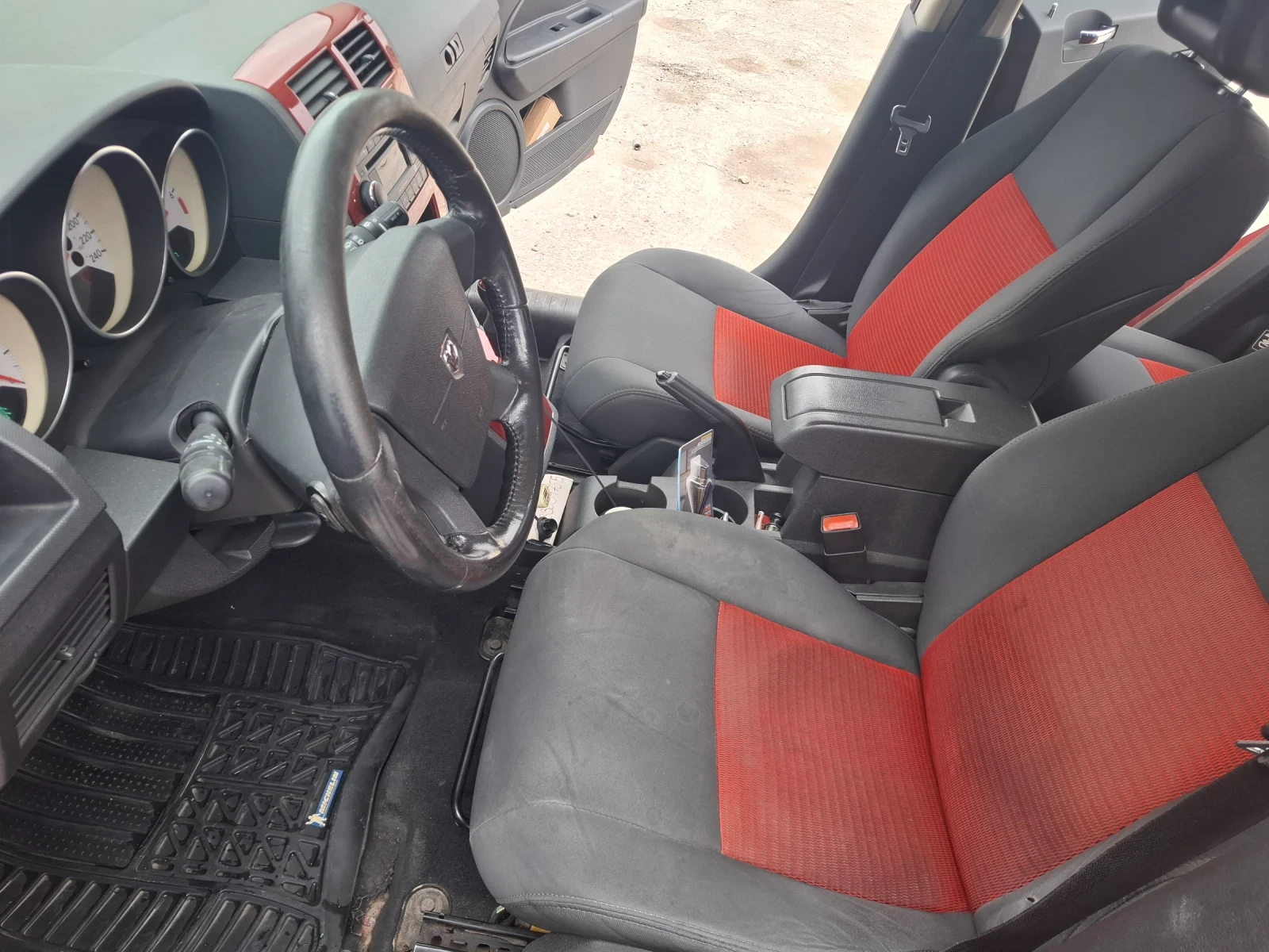 Dodge Caliber SXT, снимка 6 - Автомобили и джипове - 53936890