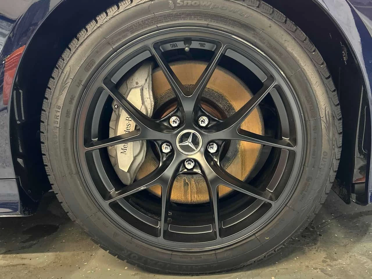 Mercedes-Benz E 450 * 360 КАМЕРА* ДИСТРОНИК* ОБДУХВАНЕ* ПАНО* AMBIENT*, снимка 7 - Автомобили и джипове - 54191859