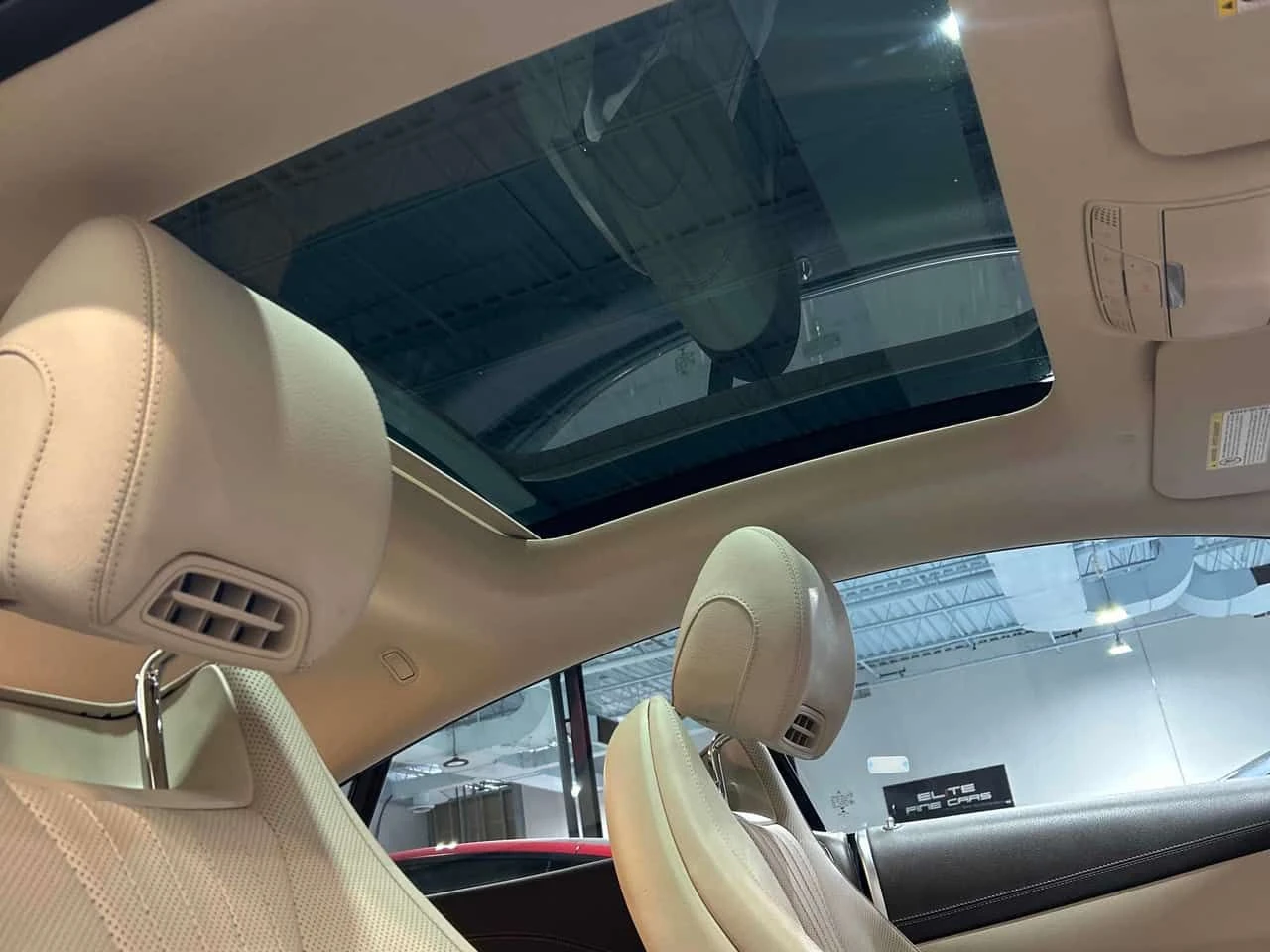 Mercedes-Benz E 450 * 360 КАМЕРА* ДИСТРОНИК* ОБДУХВАНЕ* ПАНО* AMBIENT*, снимка 14 - Автомобили и джипове - 54191859