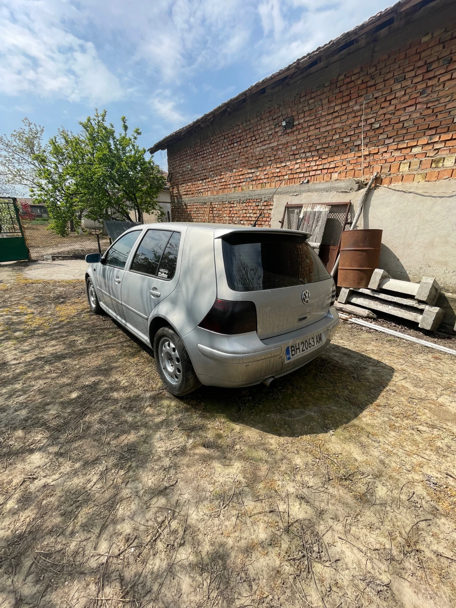 VW Golf, снимка 2 - Автомобили и джипове - 54240623