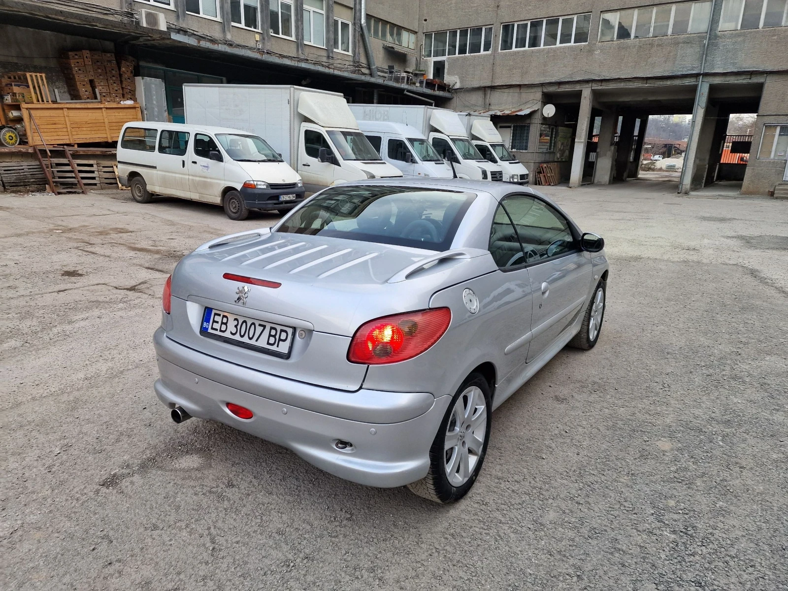 Peugeot 206 CC, снимка 5 - Автомобили и джипове - 54668494