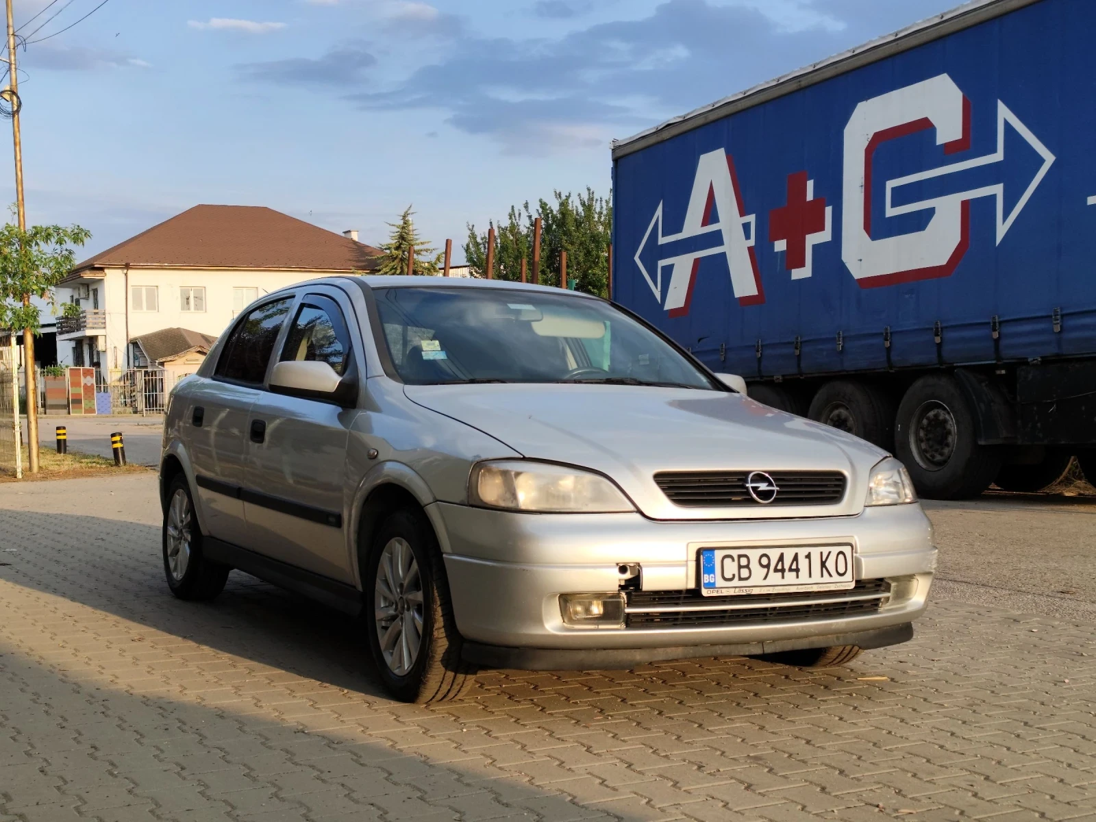 Opel Astra Astra G/1.6/16V/100hp, снимка 6 - Автомобили и джипове - 54682662