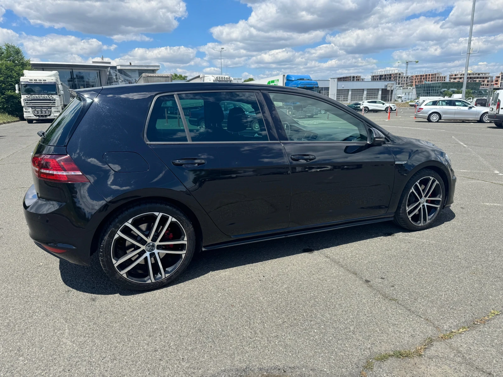 VW Golf GTD, снимка 5 - Автомобили и джипове - 54971611