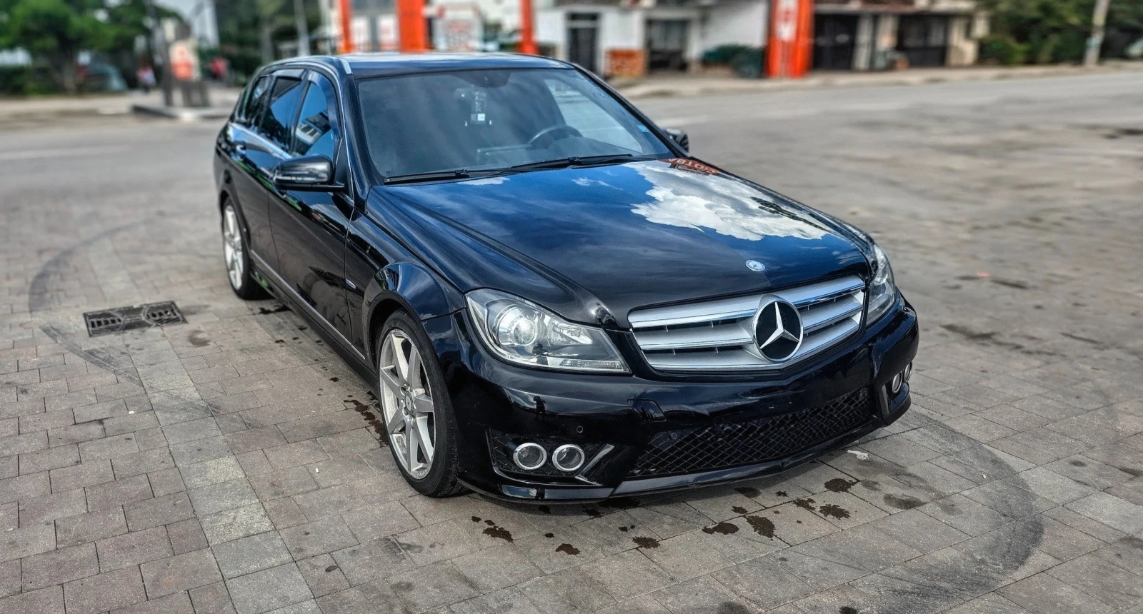 Mercedes-Benz C 220, снимка 5 - Автомобили и джипове - 55037928