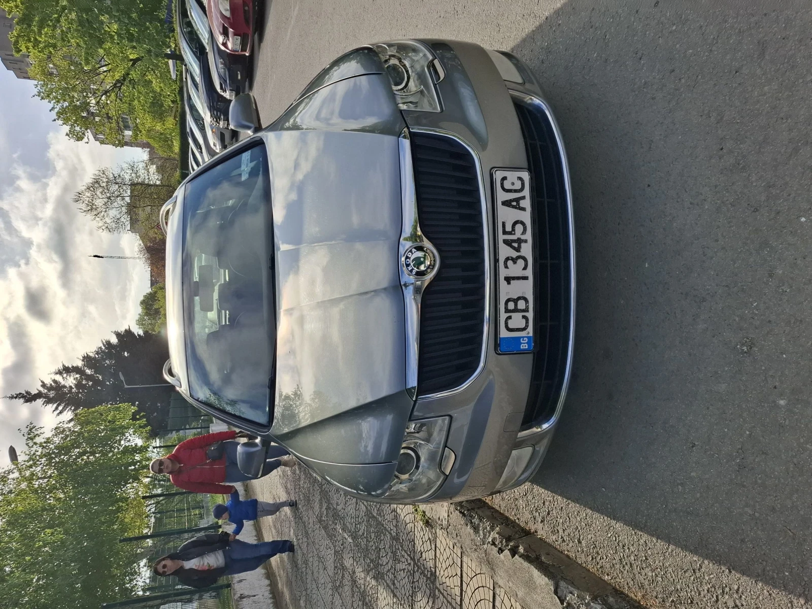 Skoda Superb 2.0TDI 4x4, снимка 2 - Автомобили и джипове - 55260523