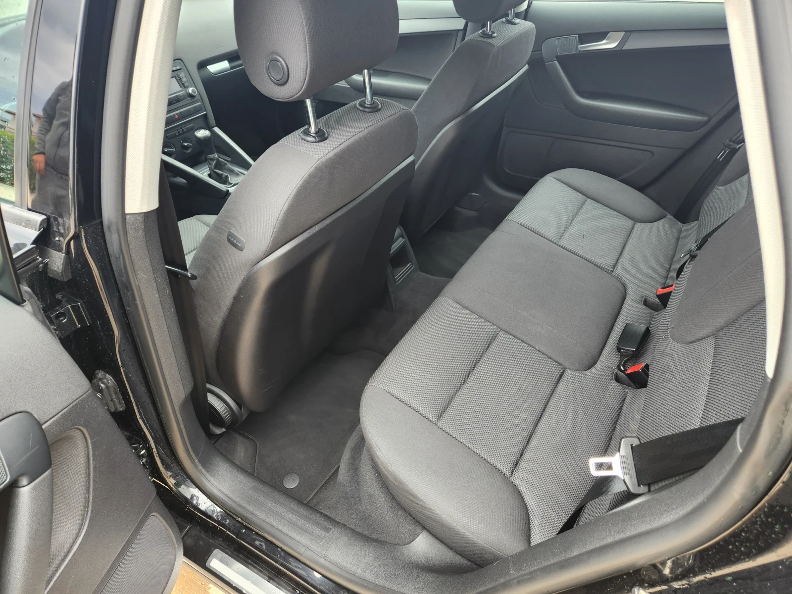 Audi A3 1.9TDI SPORTBACK FACELIFT S-LINE, снимка 12 - Автомобили и джипове - 55406049