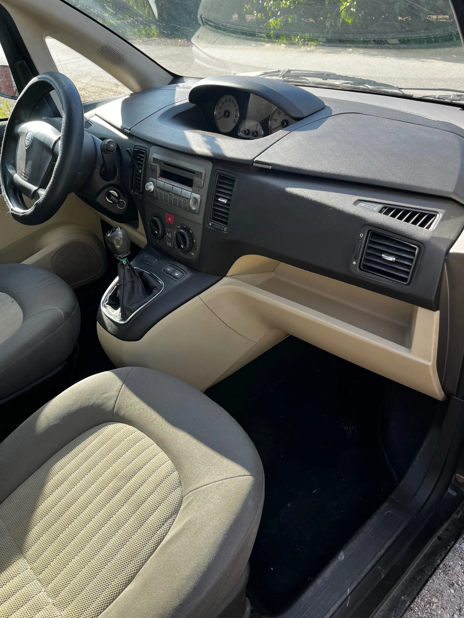 Lancia Musa 1.9JTD, снимка 6 - Автомобили и джипове - 55421266