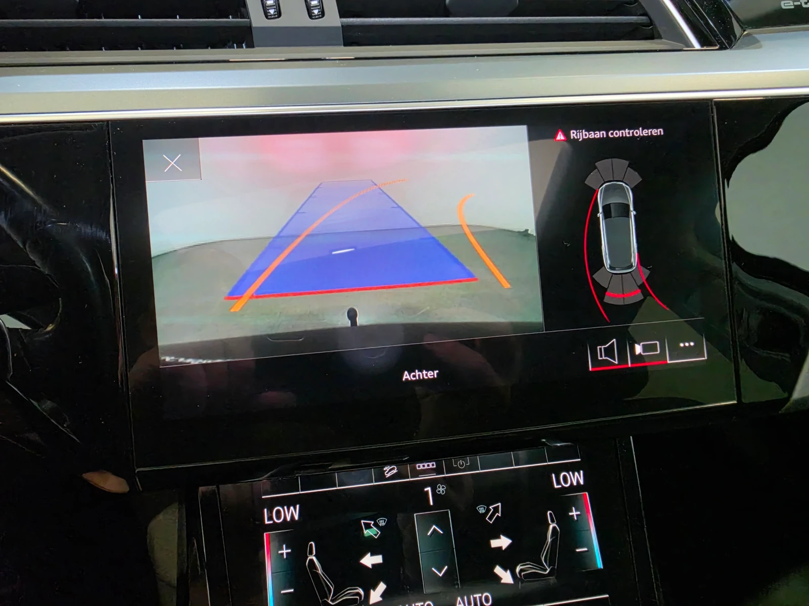 Audi E-Tron 55 Quattro Европейска Advanced Pano LED-Matrix, снимка 12 - Автомобили и джипове - 55829994