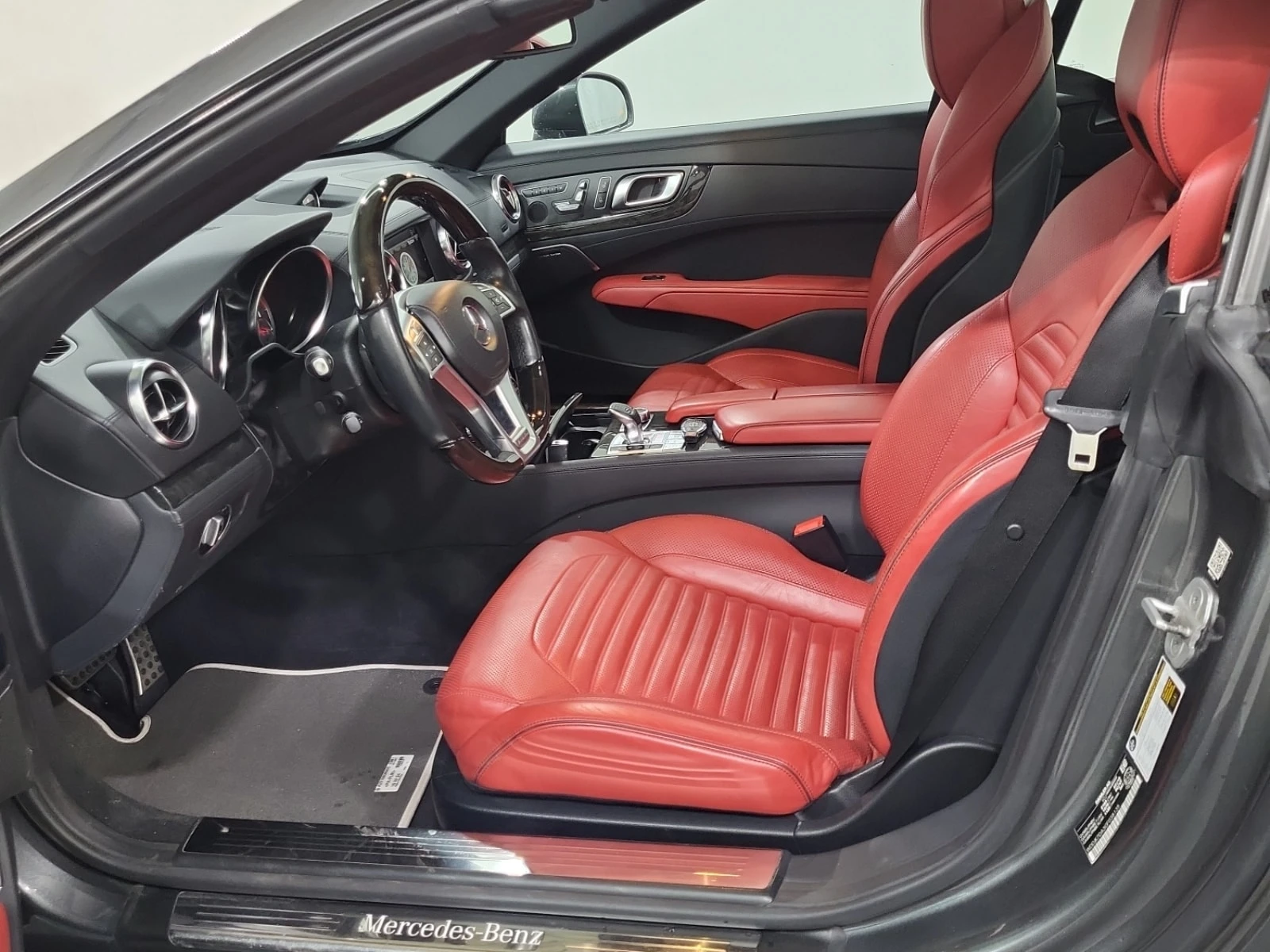 Mercedes-Benz SL 500 550  CARFAX, снимка 5 - Автомобили и джипове - 55991453