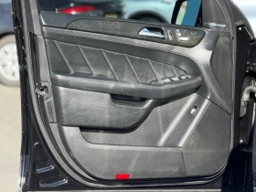 Mercedes-Benz GLE 63 AMG 4MATIC, снимка 12