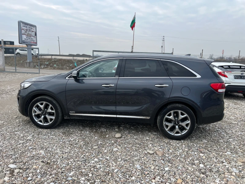 Kia Sorento 2.2 CRDI 4X4, снимка 8 - Автомобили и джипове - 49269552