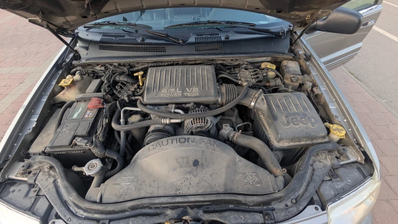 Jeep Grand cherokee, снимка 16 - Автомобили и джипове - 51315944