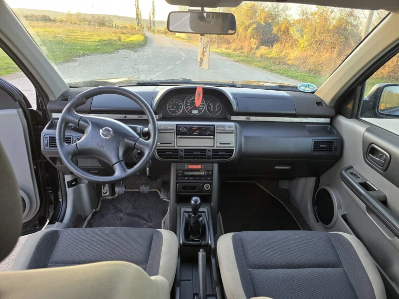 Nissan X-trail, снимка 7 - Автомобили и джипове - 52415653