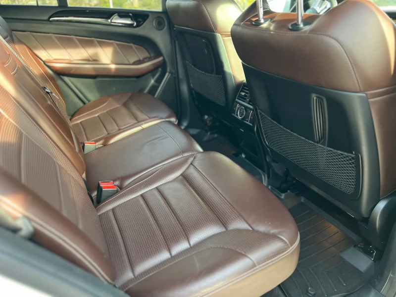 Mercedes-Benz ML 63 AMG, снимка 8 - Автомобили и джипове - 52473572