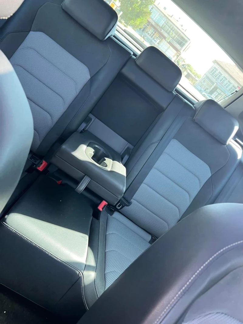 VW Tiguan, снимка 11 - Автомобили и джипове - 52864821