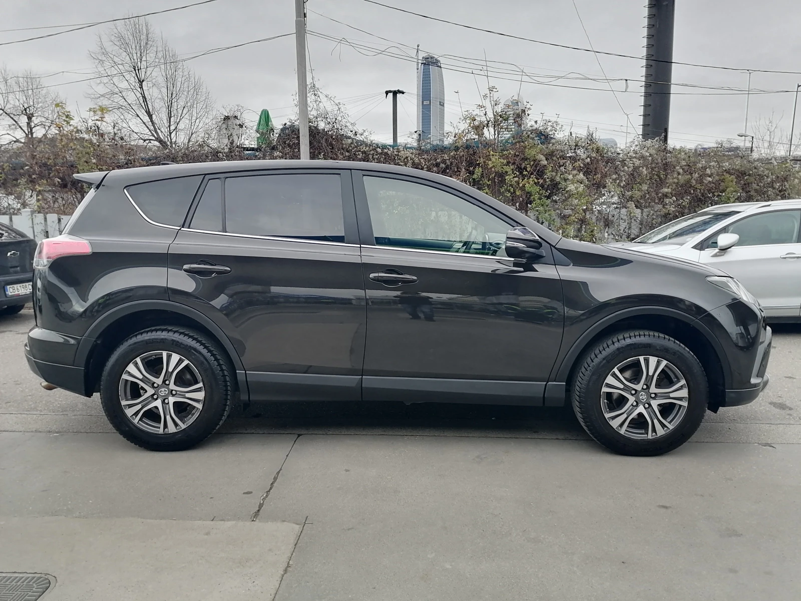 Toyota Rav4 2.0i 4x4 Full - изображение 8