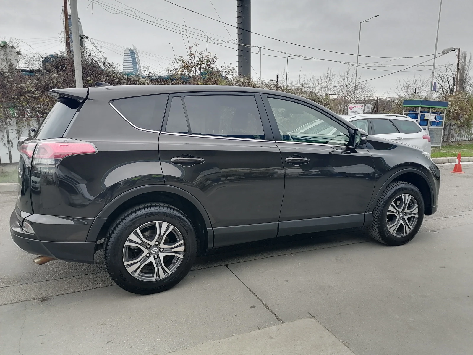 Toyota Rav4 2.0i 4x4 Full - изображение 3